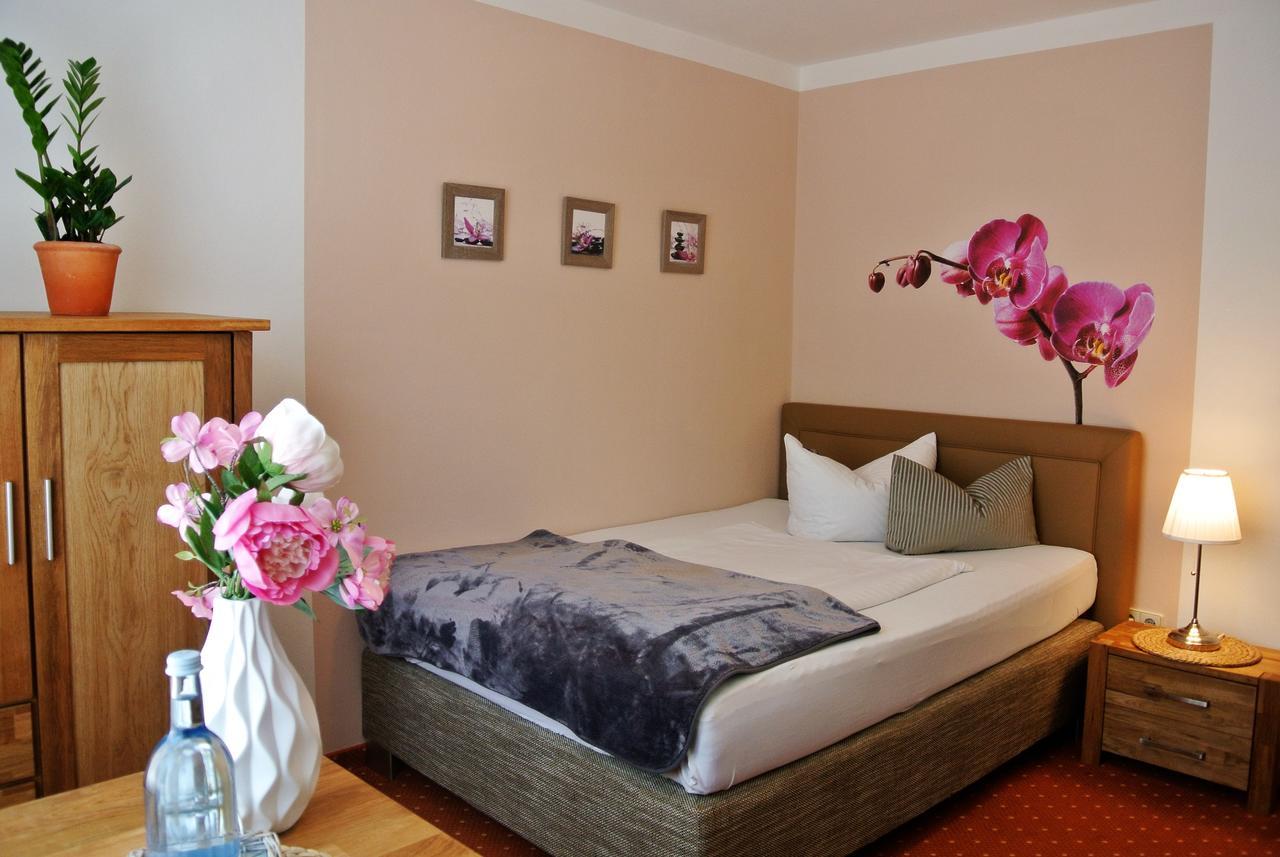 Seehotel Lindenhof Lychen Ngoại thất bức ảnh